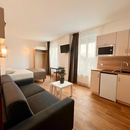 Studio 4 Pers Face Gare Sncf Appart Hotel Le Cygne D4 Бурж Екстер'єр фото